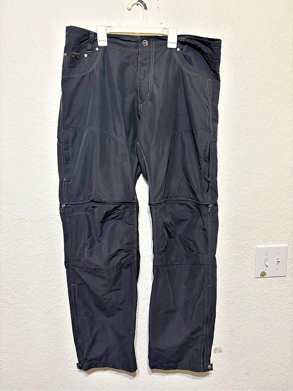 Kuhl Stealth Cargo Pants Black Waist 38 Length 32